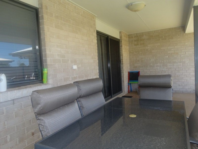 9 Skewis Street, Chinchilla QLD 4413