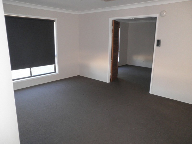 1/37 Barber St, Chinchilla QLD 4413