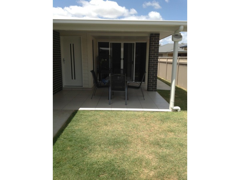 2/1 Sheridan Street, Chinchilla QLD 4413