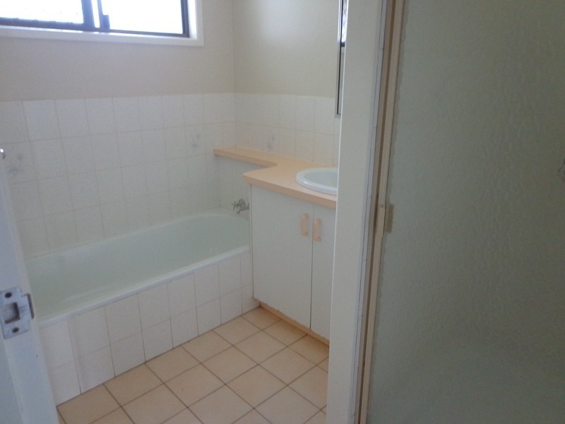 4 Bell Street, Chinchilla QLD 4413