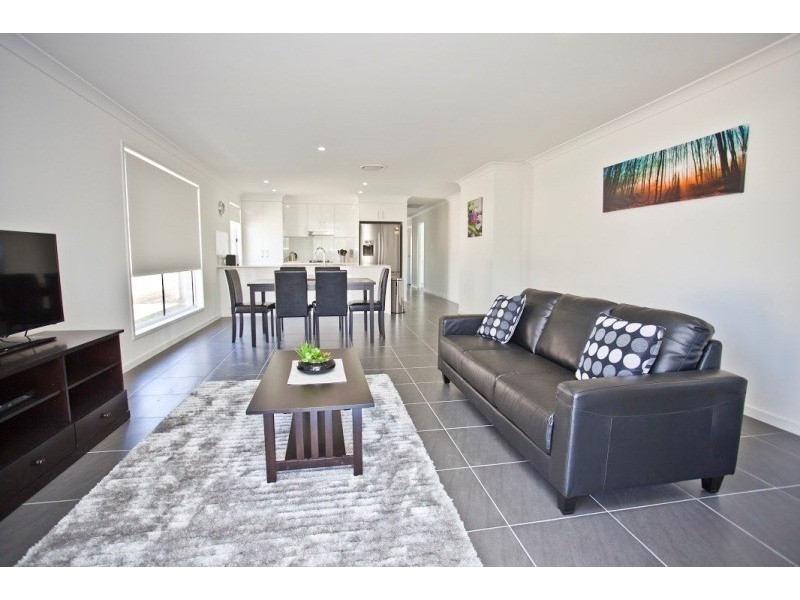 47 Acacia Drive, Miles QLD 4415