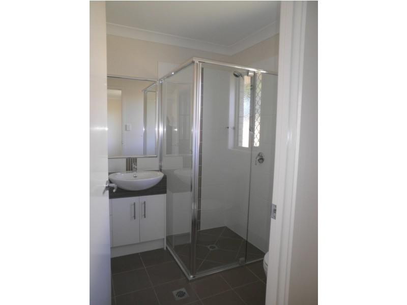 16 Pilkington St, Chinchilla QLD 4413