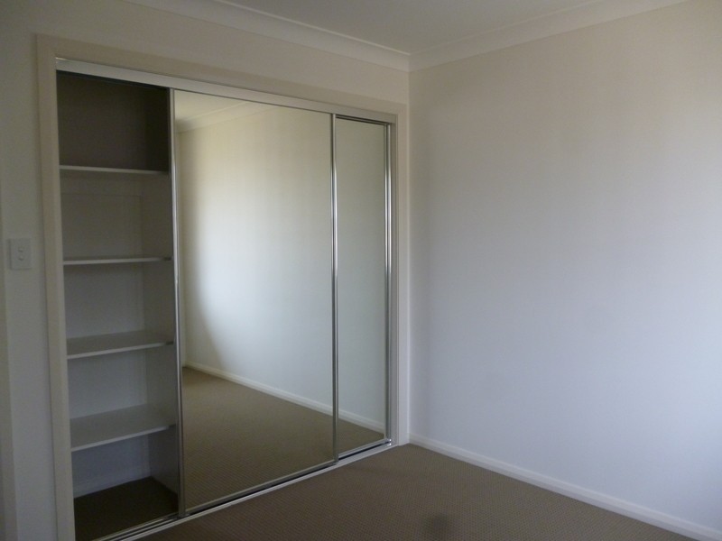 8 Cypress Pines Drive, Miles QLD 4415