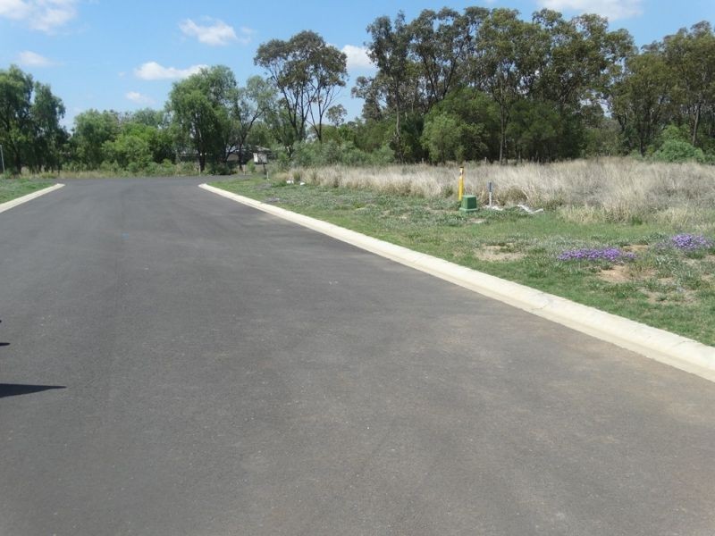 3 Wheildon Way, Chinchilla QLD 4413