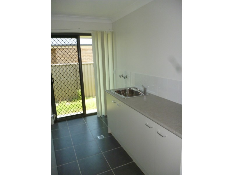 12 Cypress Pines Dr, Miles QLD 4415