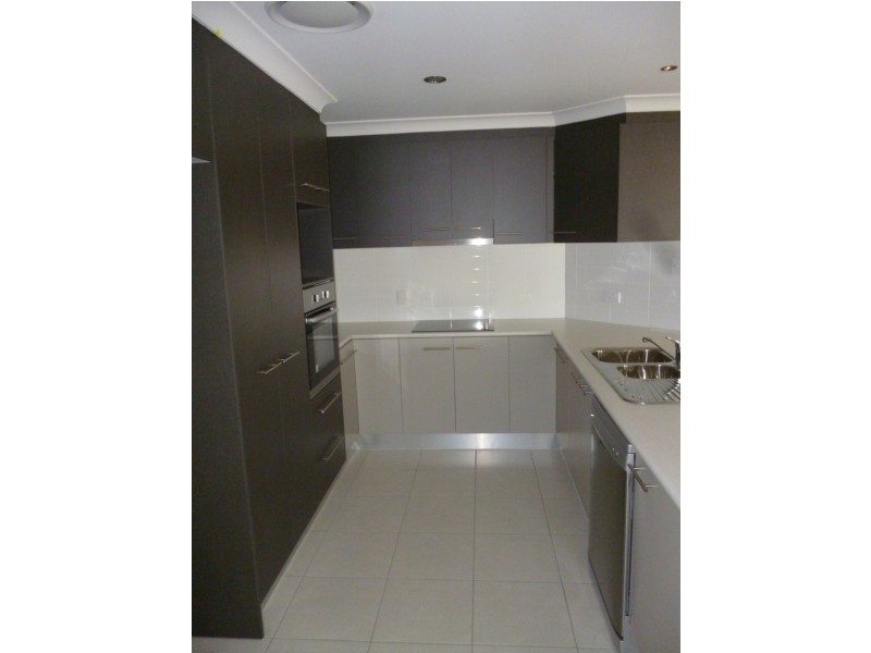 14 Cypress Pines Dr, Miles QLD 4415