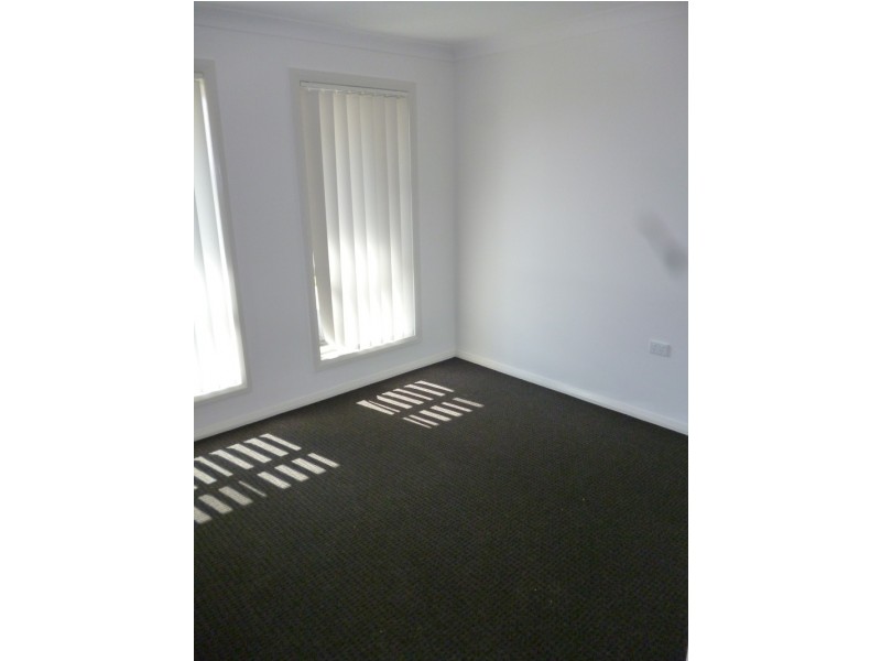 14 Cypress Pines Dr, Miles QLD 4415