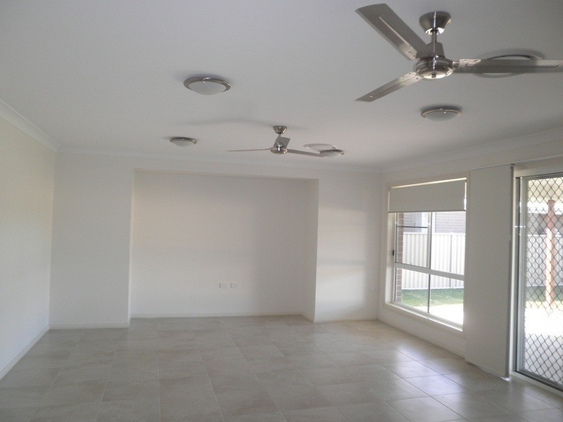 18 Cypress Pines Drive, Miles QLD 4415