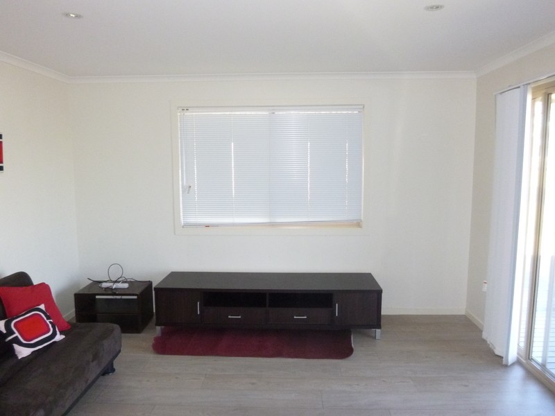 5 McAuliffe St, Miles QLD 4415