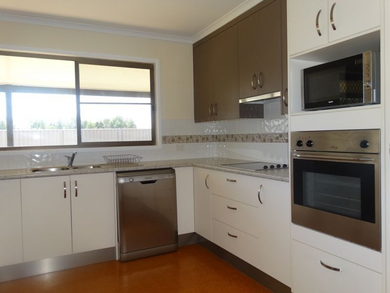 25 Price Street, Chinchilla QLD 4413