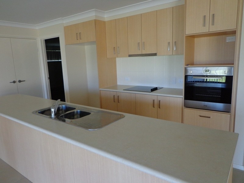 40 Sommerfeld Cres, Chinchilla QLD 4413