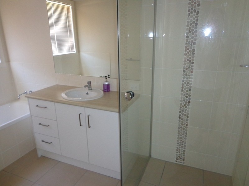 40 Sommerfeld Cres, Chinchilla QLD 4413