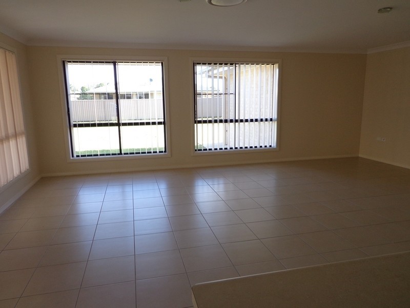 40 Sommerfeld Cres, Chinchilla QLD 4413