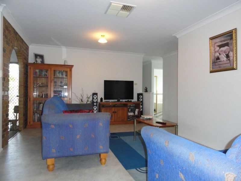 9 Heeney Street, Chinchilla QLD 4413