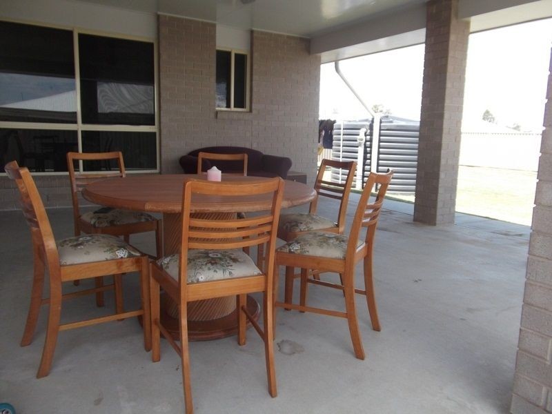 29 Bishop Drive, Miles QLD 4415