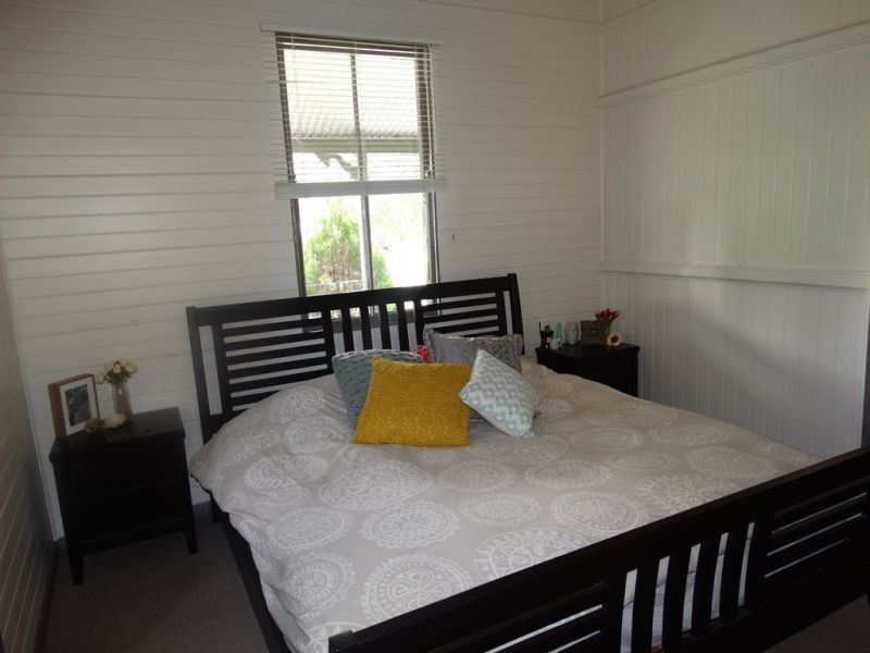5 Wood Street, Chinchilla QLD 4413