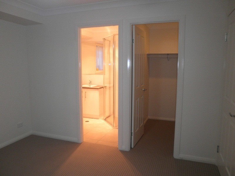 1/3 Platz St, Chinchilla QLD 4413