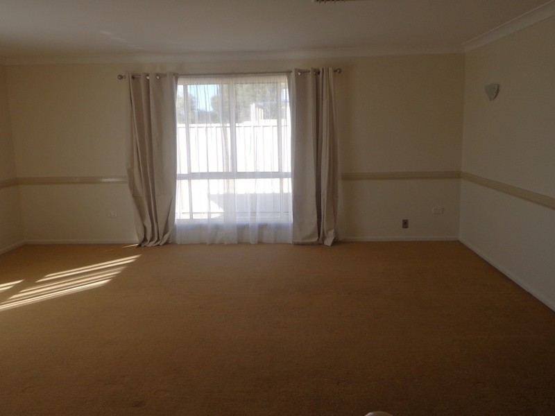 138 Zeller St, Chinchilla QLD 4413