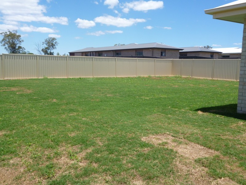 16 Hurse Street, Chinchilla QLD 4413