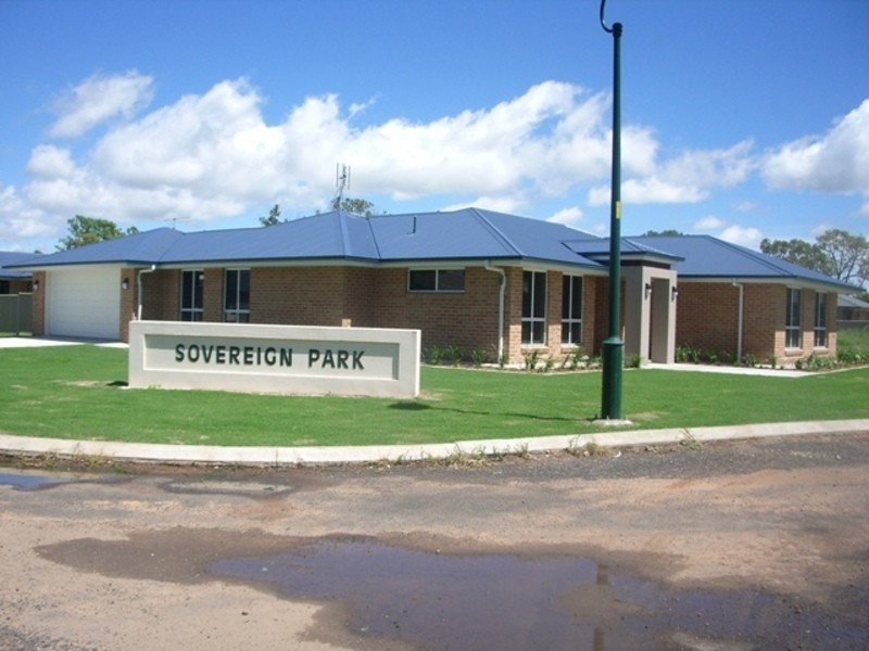 2 Sommerfeld Cres, Chinchilla QLD 4413