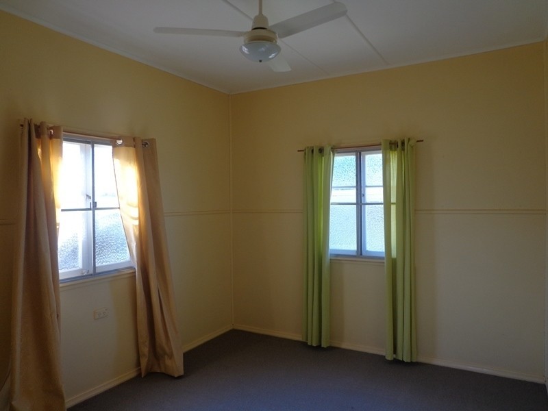 10 Atkins Street, Chinchilla QLD 4413