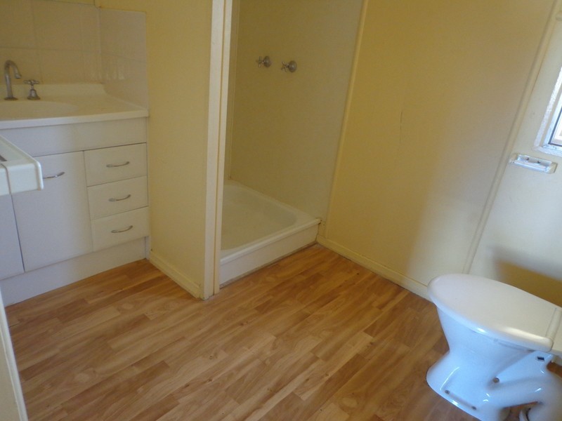 10 Atkins Street, Chinchilla QLD 4413