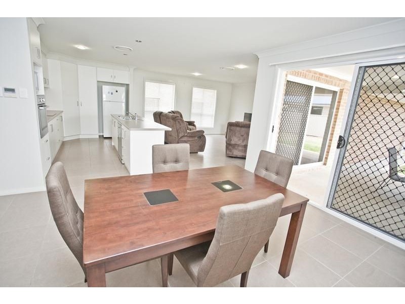 2 Sommerfeld Crescent, Chinchilla QLD 4413