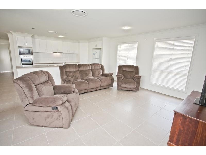 2 Sommerfeld Crescent, Chinchilla QLD 4413
