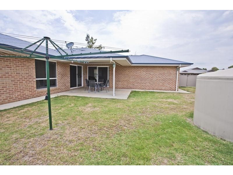 2 Sommerfeld Crescent, Chinchilla QLD 4413