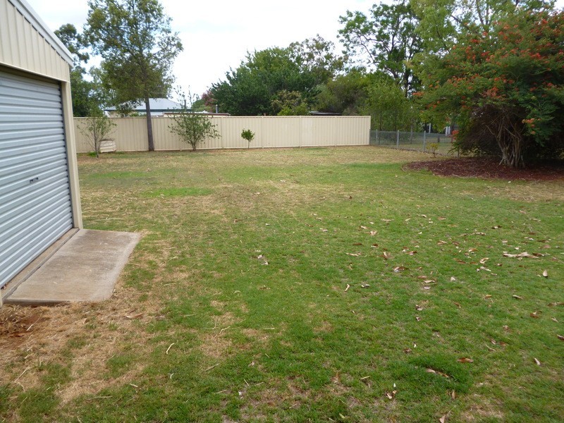 11 Nevell St, Chinchilla QLD 4413