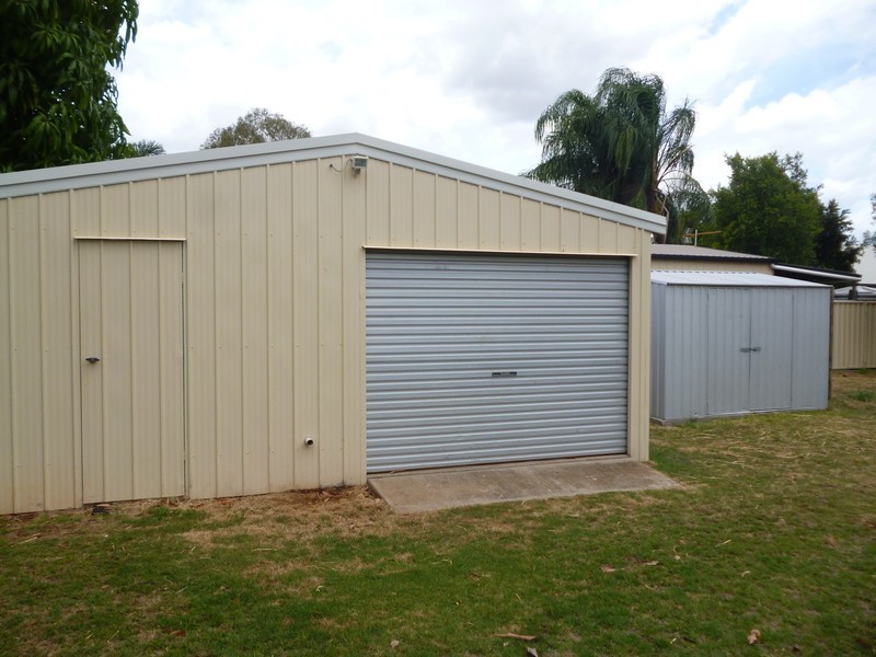 11 Nevell St, Chinchilla QLD 4413