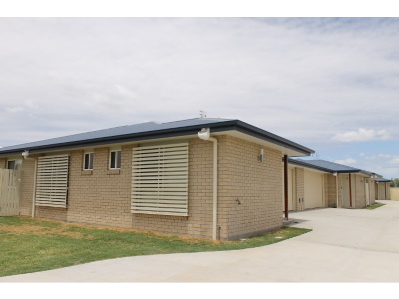 1/12 Dudley Street, Chinchilla QLD 4413