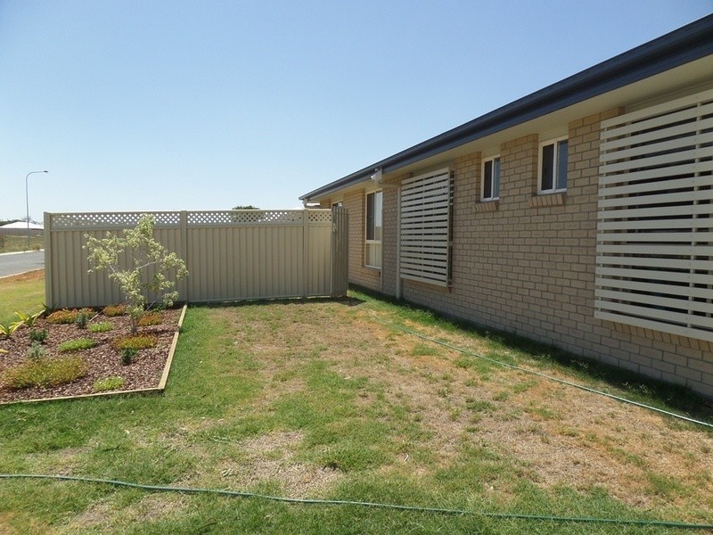 1/12 Dudley Street, Chinchilla QLD 4413