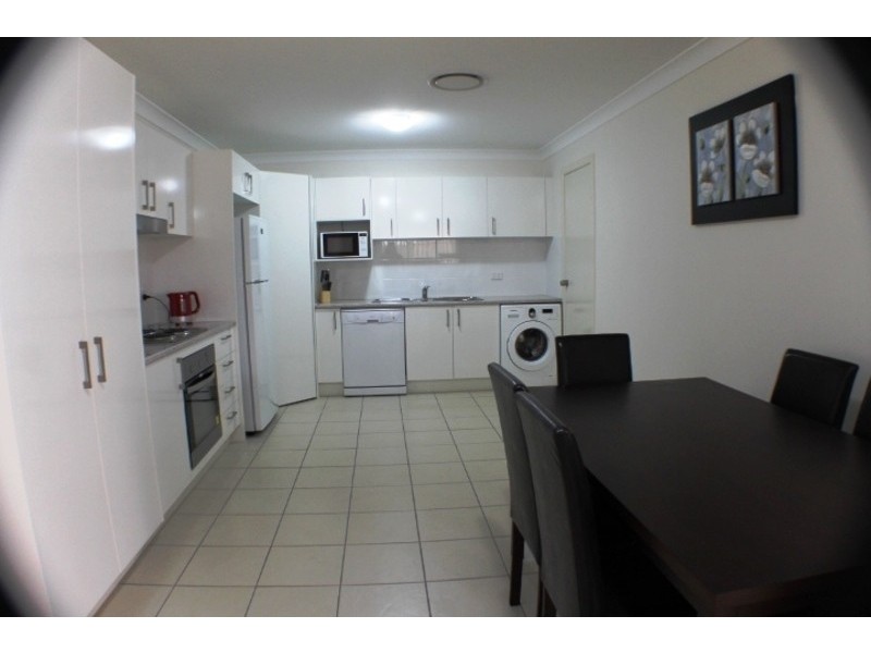 2/12 Dudley Street, Chinchilla QLD 4413