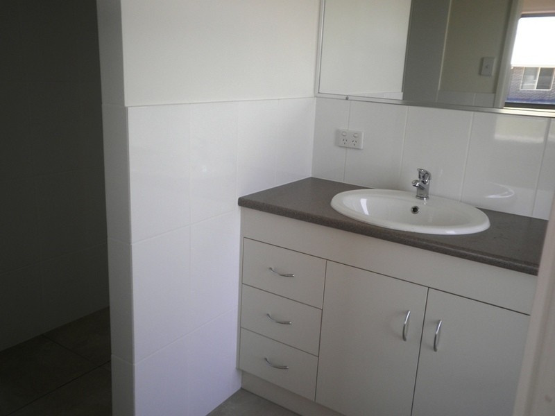 2 Irwin Street, Chinchilla QLD 4413