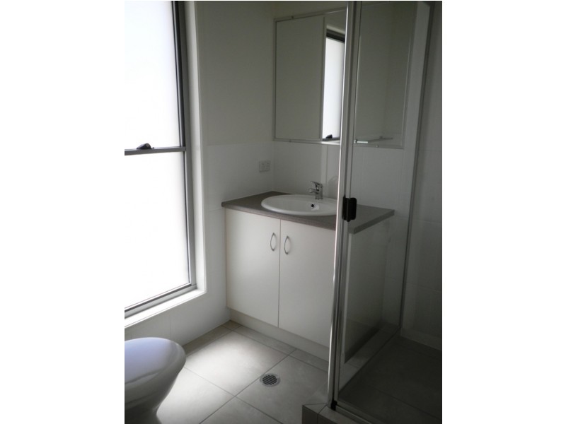 2 Irwin Street, Chinchilla QLD 4413