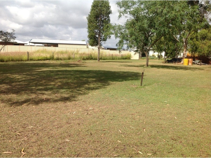 83 Mackie Street, Chinchilla QLD 4413