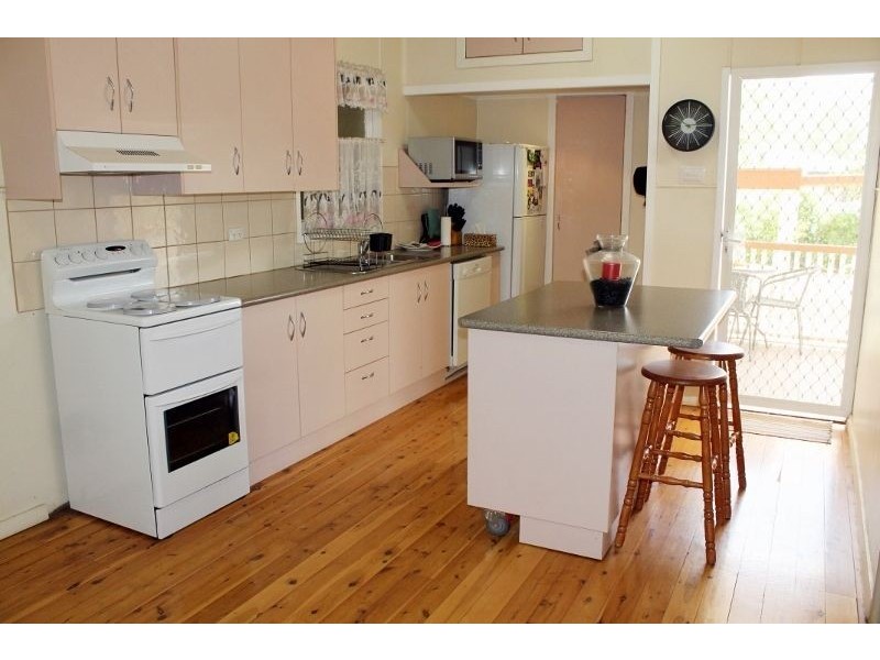 37 Wambo Street, Chinchilla QLD 4413