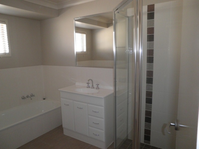 6 McKenzie Street, Chinchilla QLD 4413