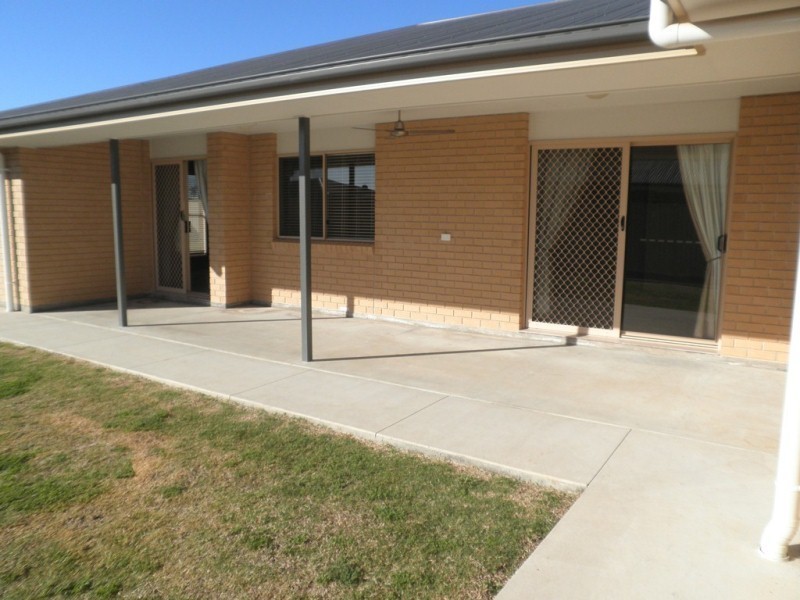 6 McKenzie Street, Chinchilla QLD 4413