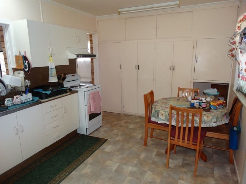 4 Wheeler Street, Chinchilla QLD 4413