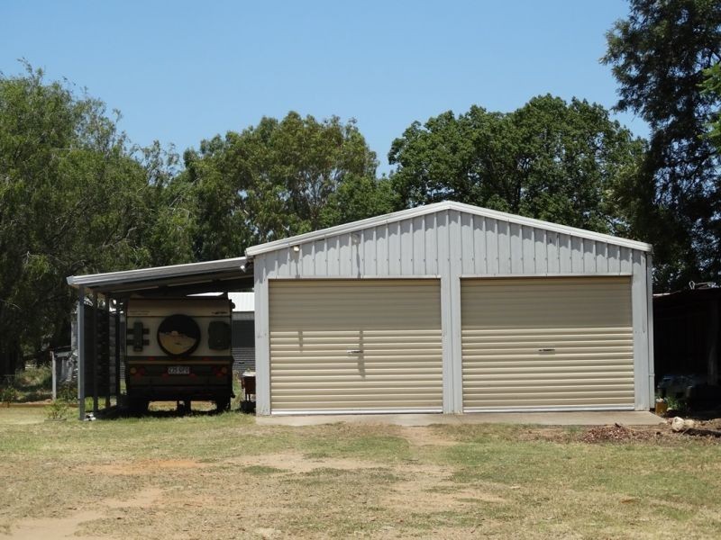 42 Oak Street, Chinchilla QLD 4413