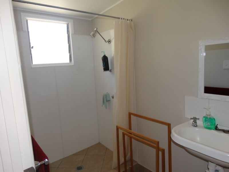 42 Oak Street, Chinchilla QLD 4413