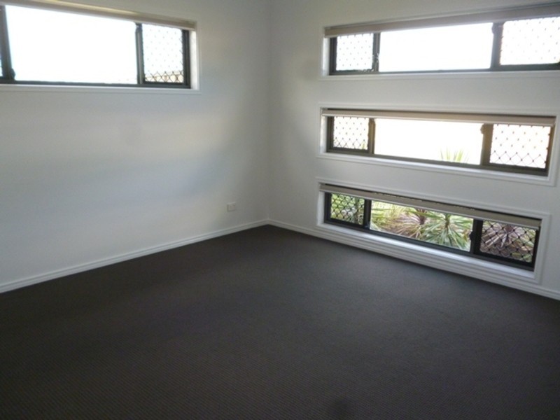 16 Parker Place, Chinchilla QLD 4413
