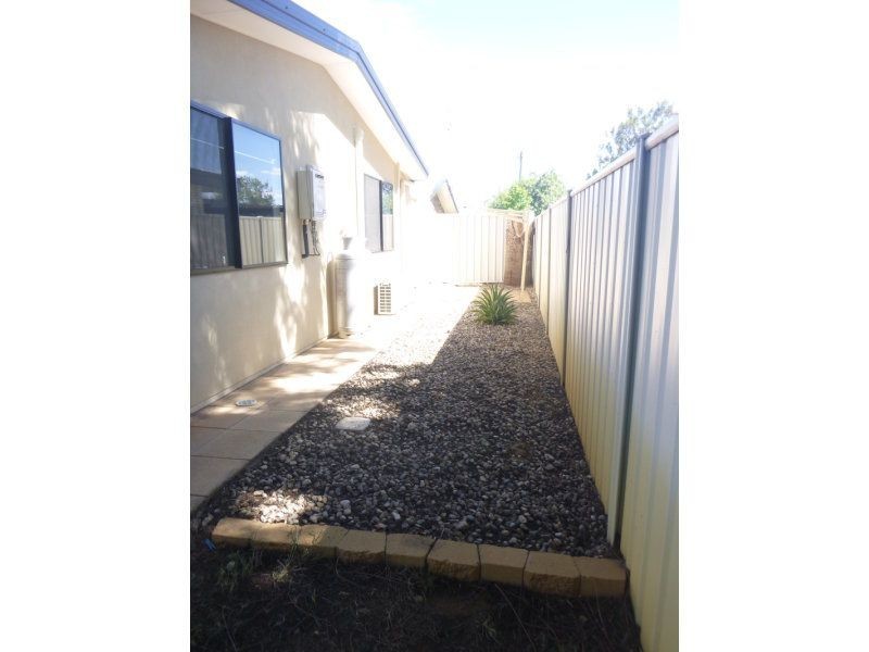 2/37 Barber Street, Chinchilla QLD 4413