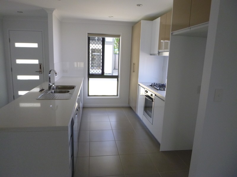 15 Zanoni Park Villas, Chinchilla QLD 4413