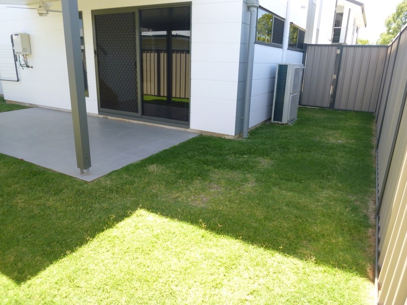 15 Zanoni Park Villas, Chinchilla QLD 4413