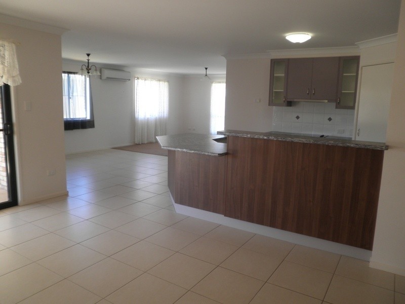 9 Cole St, Chinchilla QLD 4413