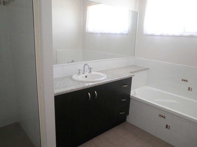 9 Cole St, Chinchilla QLD 4413
