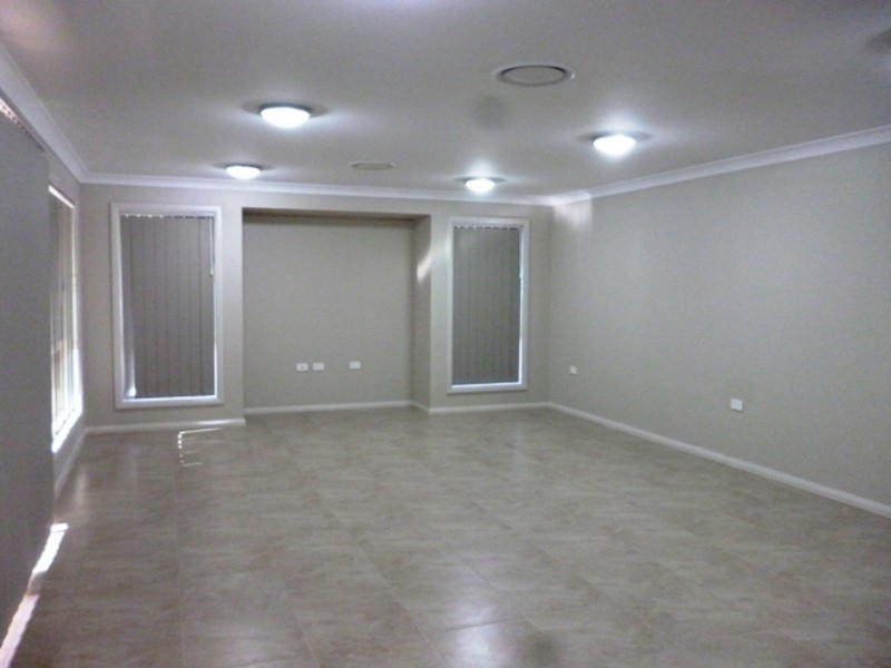 110  Windmill Rd, Chinchilla QLD 4413